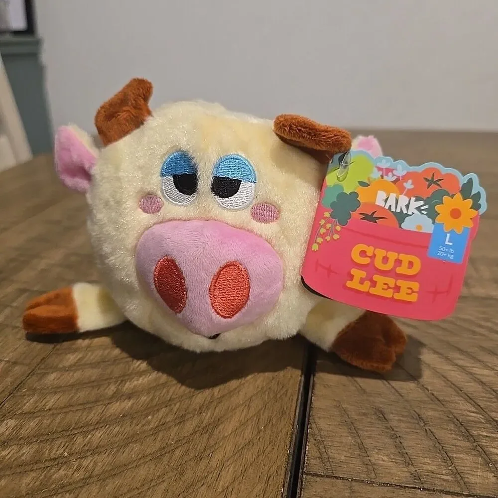 NWT Cud Lee Cow Farm Bark Box Dog Toy Squeak Large (50+ lbs)